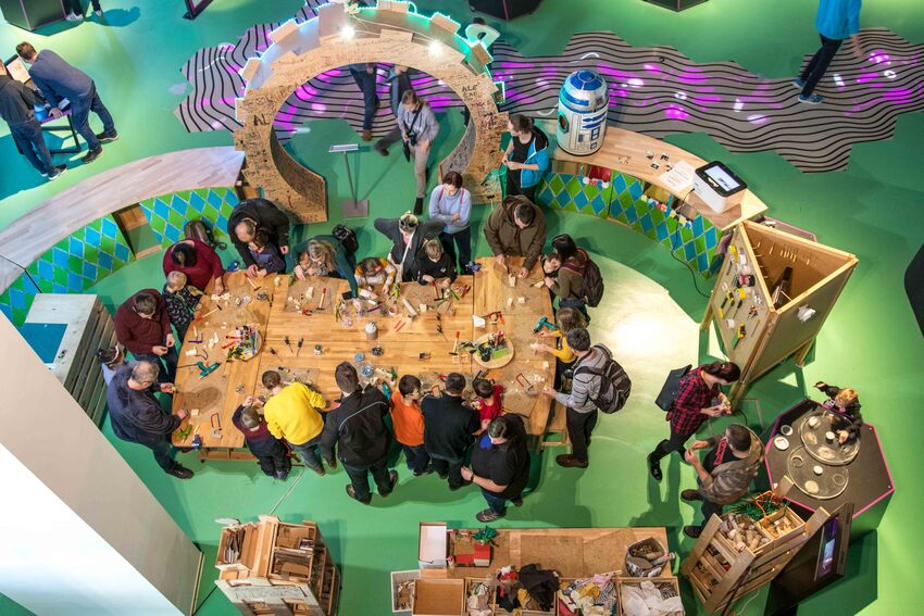 Bastlírna ve VIDA! Bastlírna ve VIDA!