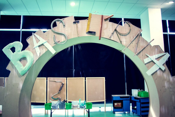 Odhalíte své kutilské schopnosti v naší Bastlírně. Odhalíte své kutilské schopnosti v naší Bastlírně.