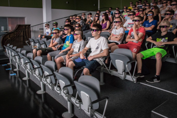 Všechny naše 3D filmy totiž mají i čtvrtý rozměr – přísun spousty zajímavostí! Všechny naše 3D filmy totiž mají i čtvrtý rozměr – přísun spousty zajímavostí!